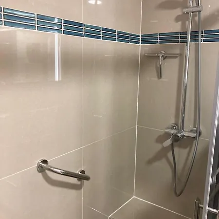 Apartment De Standing Le Velvet Bay Climatise En Bord De Antibes