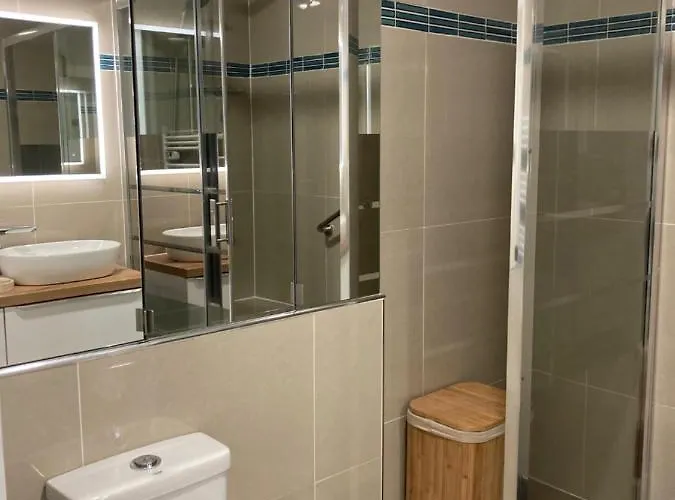 De Standing Le Velvet Bay Climatise En Bord De * Antibes